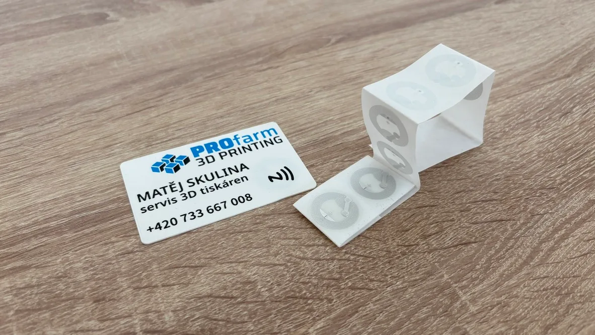 3D tištěná vizitka PROfarm 3D s integrovaným NFC čipem